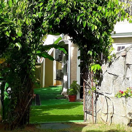 דירות ויקטוריה Hibiscus House Seychelles Self Catering מראה חיצוני תמונה