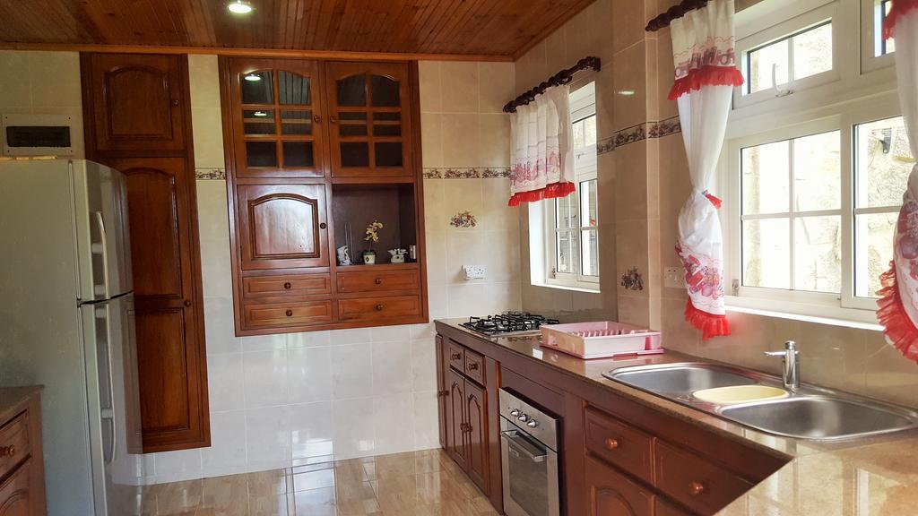 דירות ויקטוריה Hibiscus House Seychelles Self Catering מראה חיצוני תמונה