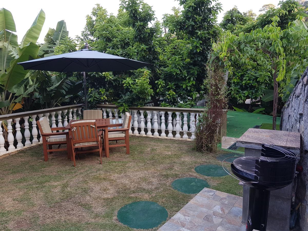 דירות ויקטוריה Hibiscus House Seychelles Self Catering מראה חיצוני תמונה