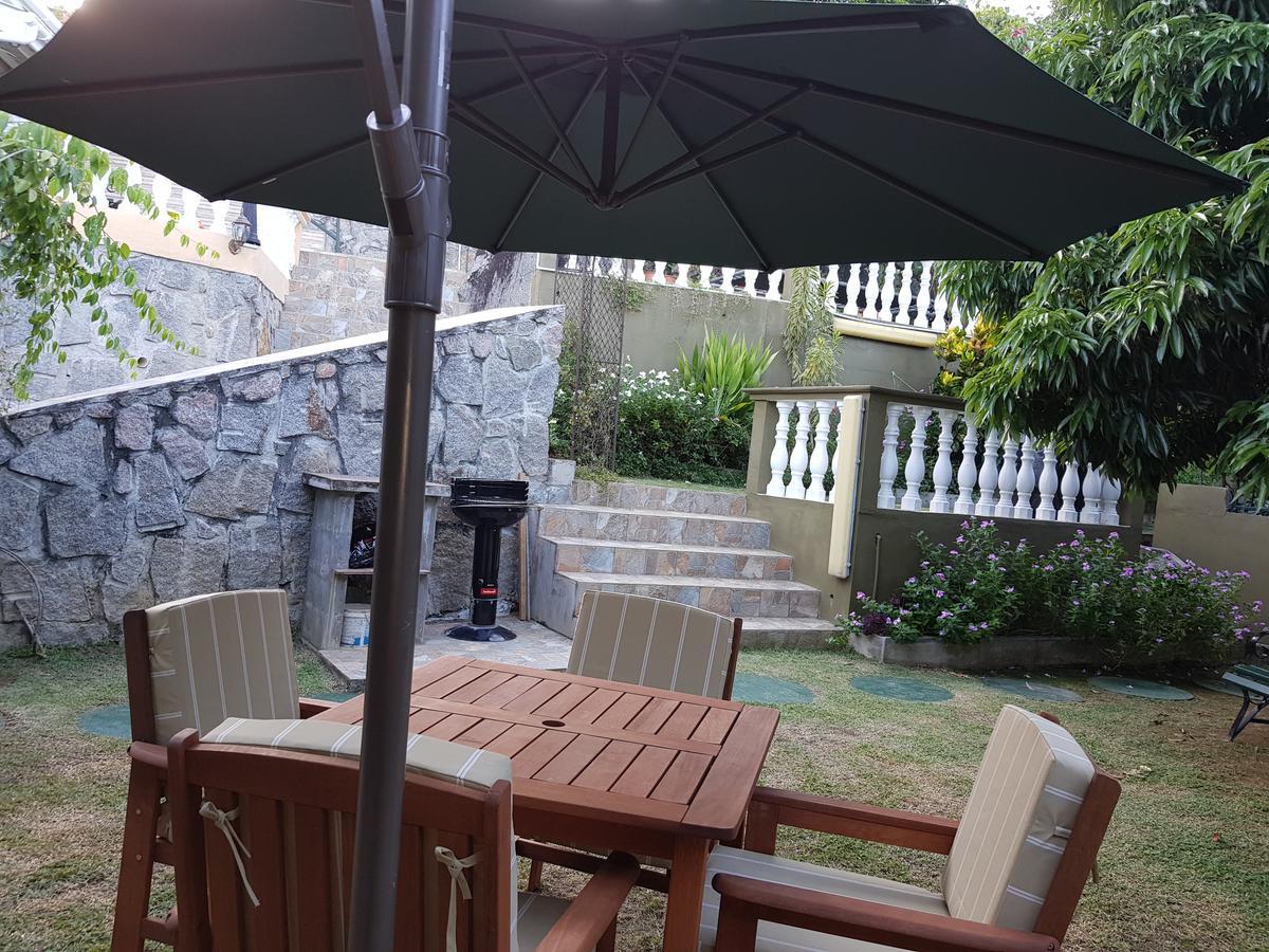 דירות ויקטוריה Hibiscus House Seychelles Self Catering מראה חיצוני תמונה