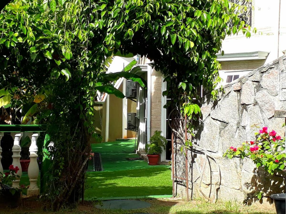 דירות ויקטוריה Hibiscus House Seychelles Self Catering מראה חיצוני תמונה